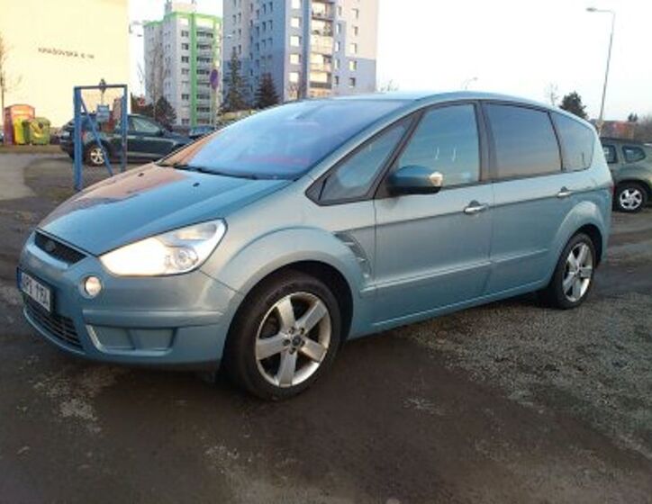 Ford S-MAX 1