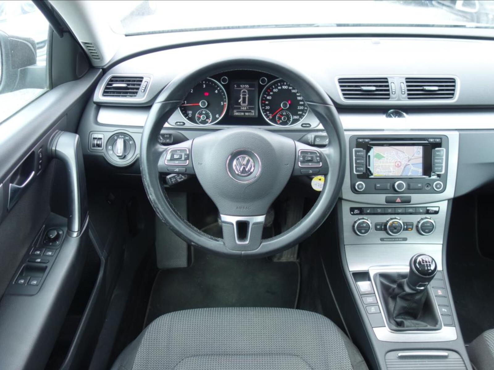 Volkswagen Passat 19
