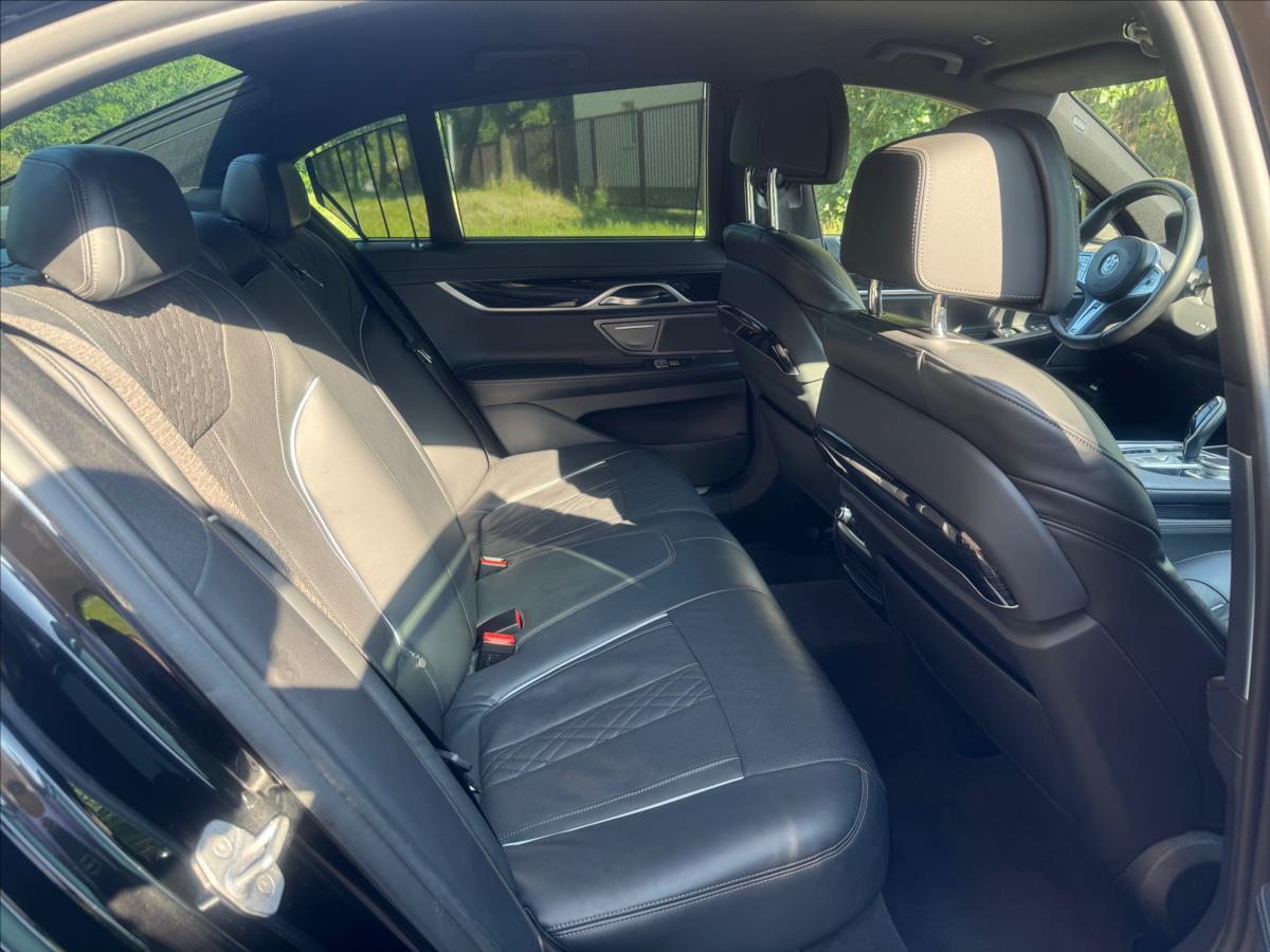 BMW Řada 7