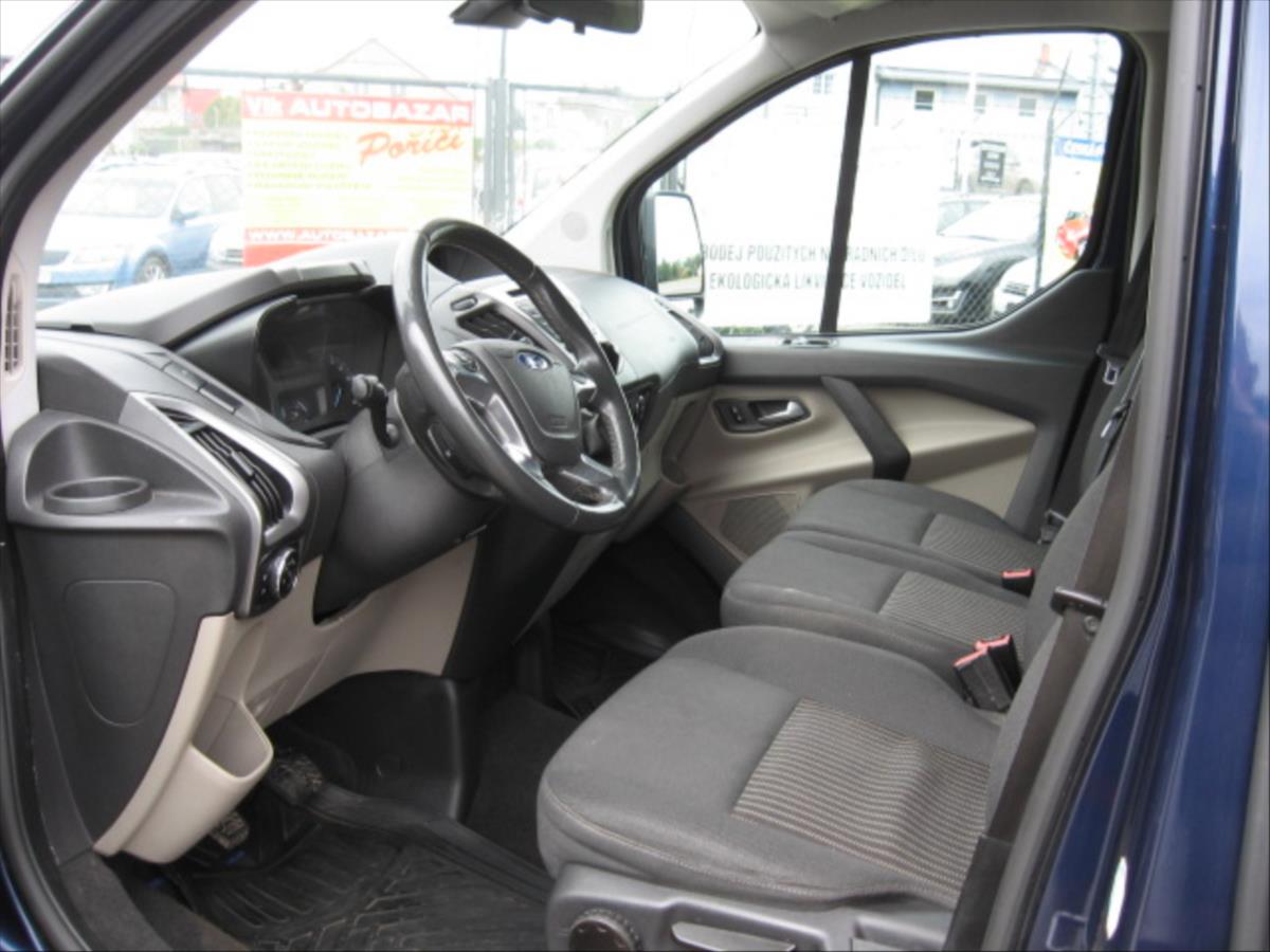 Ford Tourneo Custom