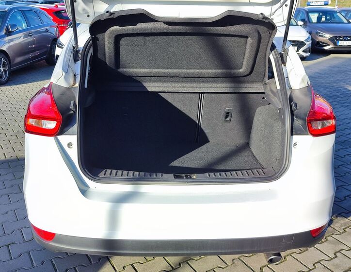 Ford Focus 9