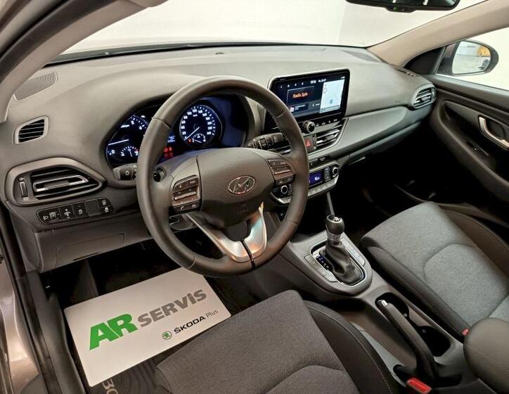 Hyundai i30 18