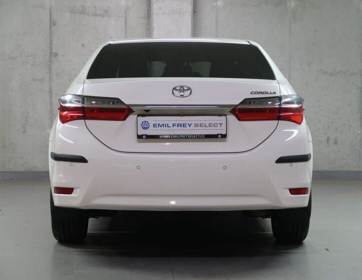 Toyota Corolla 6