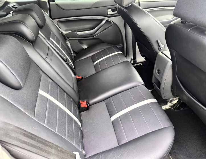 Ford Kuga 5