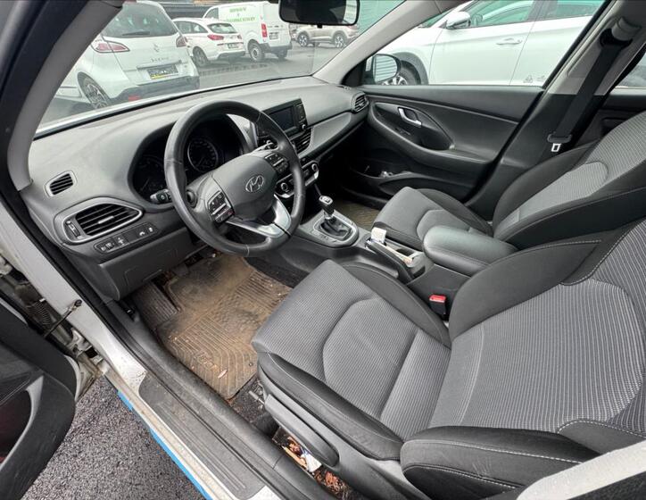 Hyundai i30 5