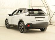 Peugeot 2008 8