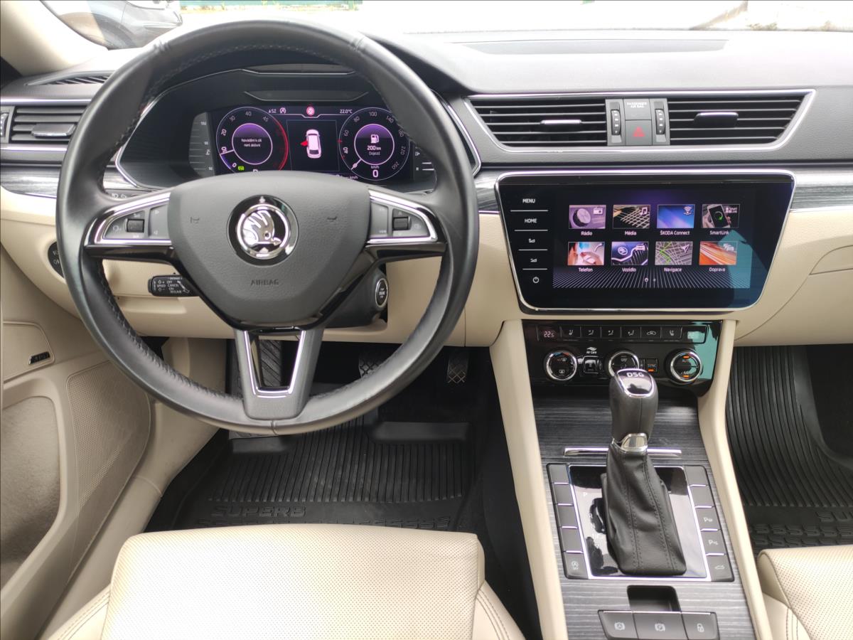 Škoda Superb