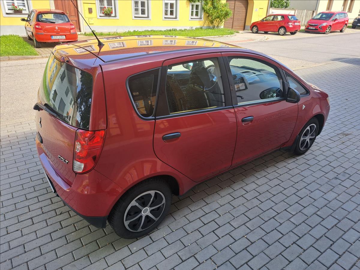 Mitsubishi Colt
