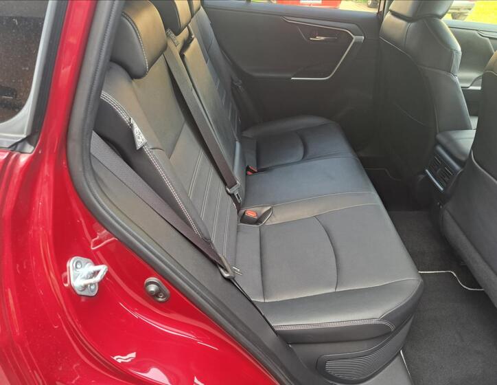Toyota RAV4 43