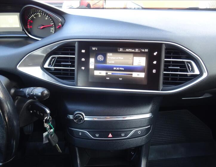 Peugeot 308 23