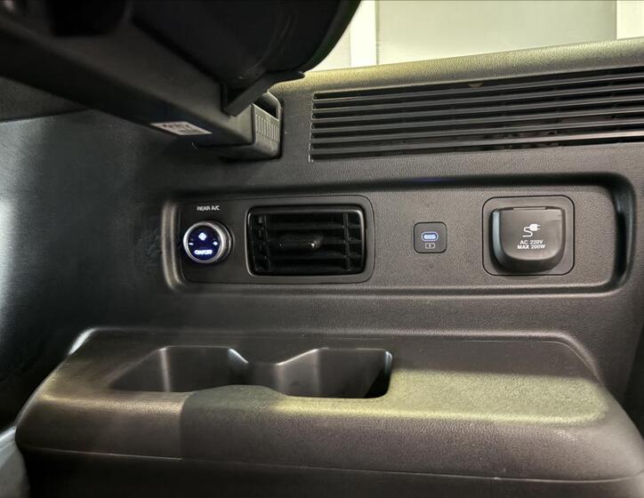 Hyundai Santa Fe 29
