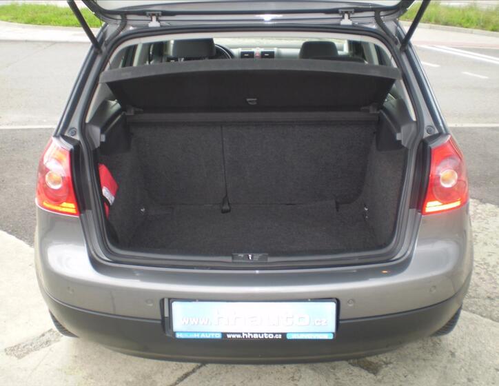 Volkswagen Golf 15