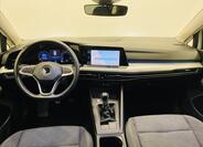 Volkswagen Golf 9