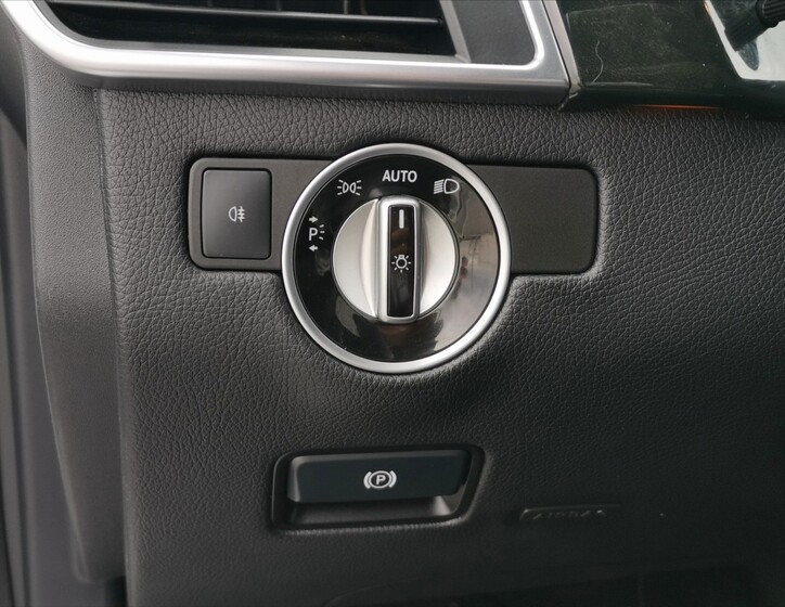 Mercedes-Benz GL 15
