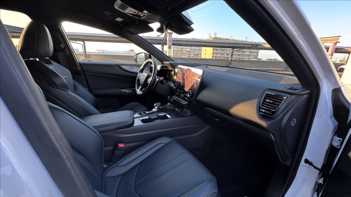 Lexus NX 450h plus