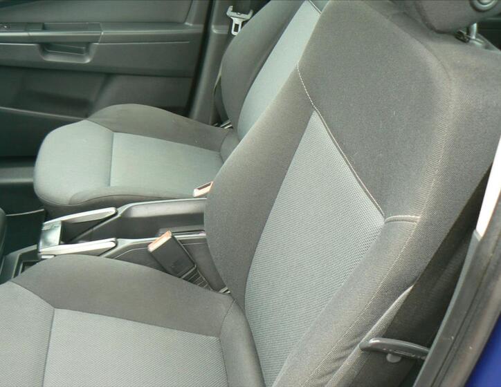 Opel Zafira 10