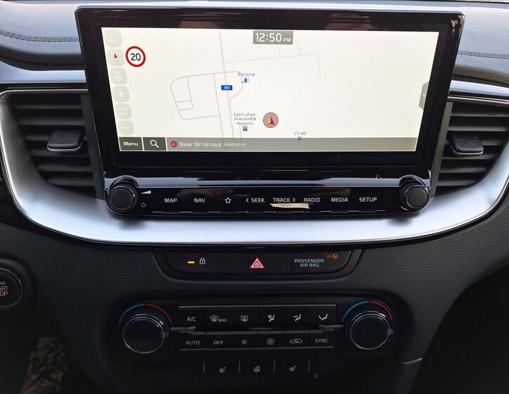 KIA XCeed 12