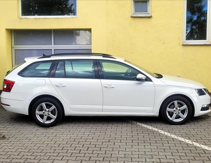 Škoda Octavia 9