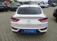 Hyundai i30 4