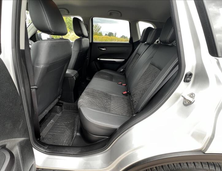 Suzuki Vitara 32