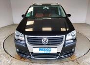 Volkswagen Touran 2