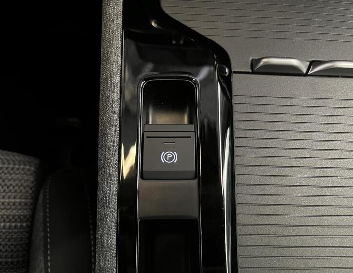 Škoda Superb 18