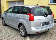 Peugeot 5008 9