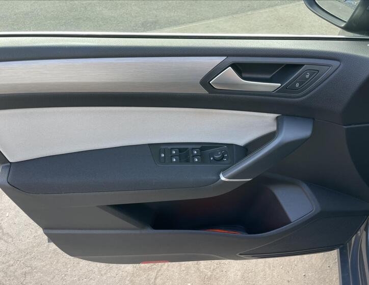 Volkswagen Touran 14