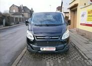 Ford Tourneo Custom 2