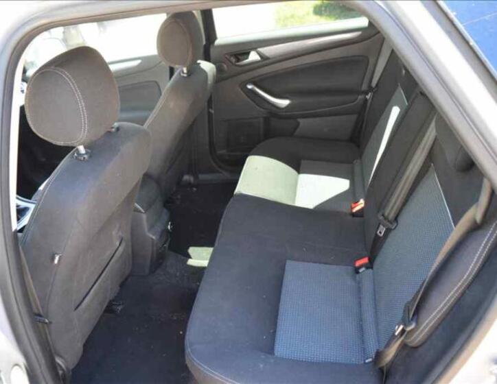 Ford Mondeo 16