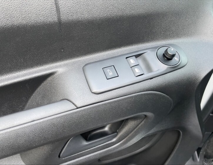 Opel Combo 11