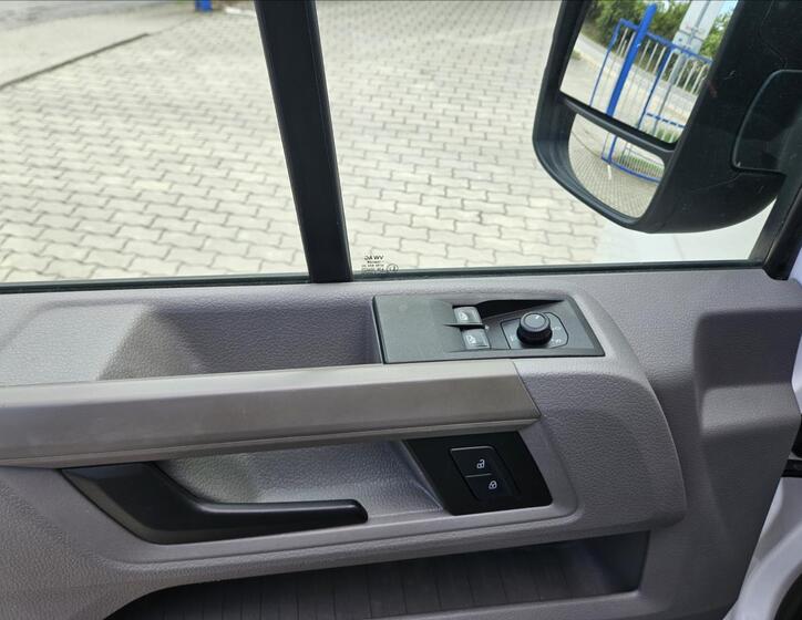 Volkswagen Crafter 11