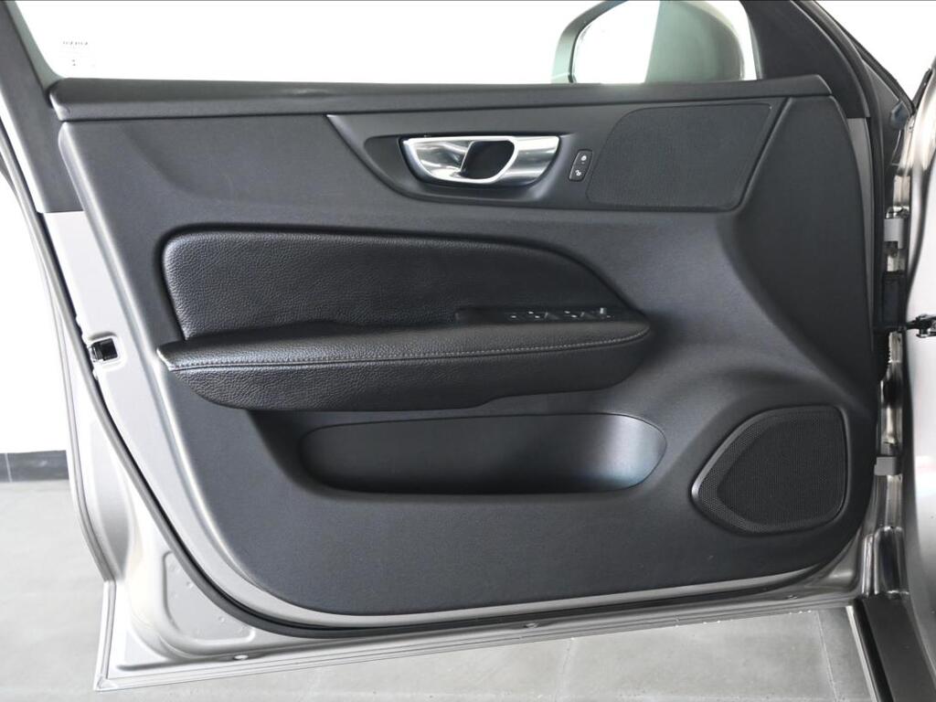 Volvo V60 28
