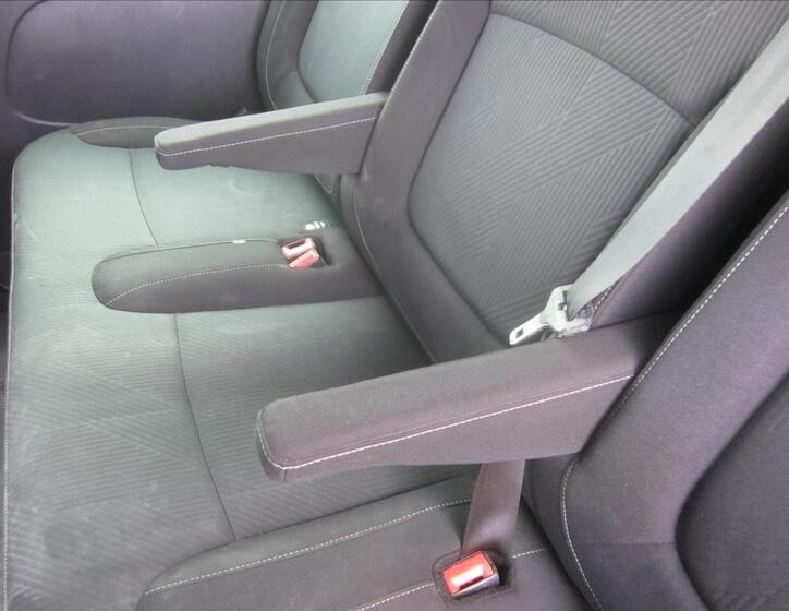 Renault Trafic 29