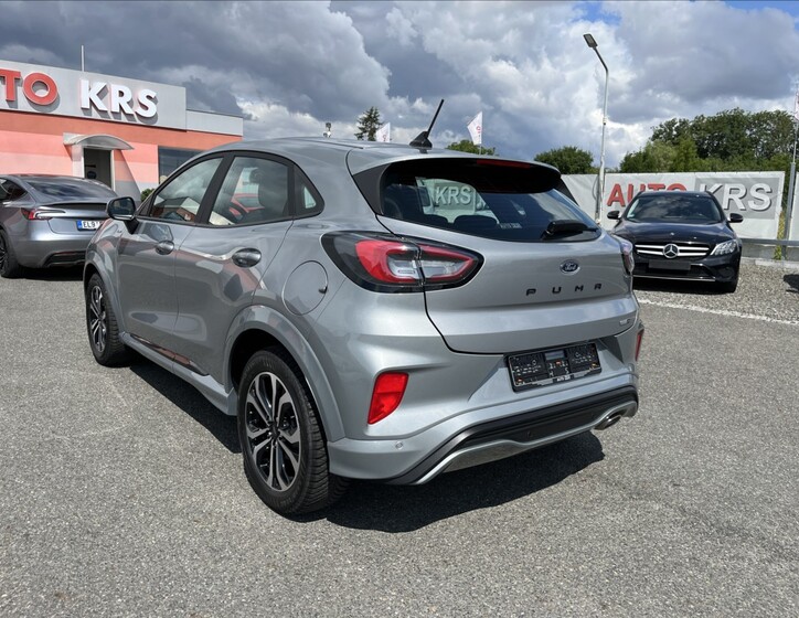 Ford Puma 6
