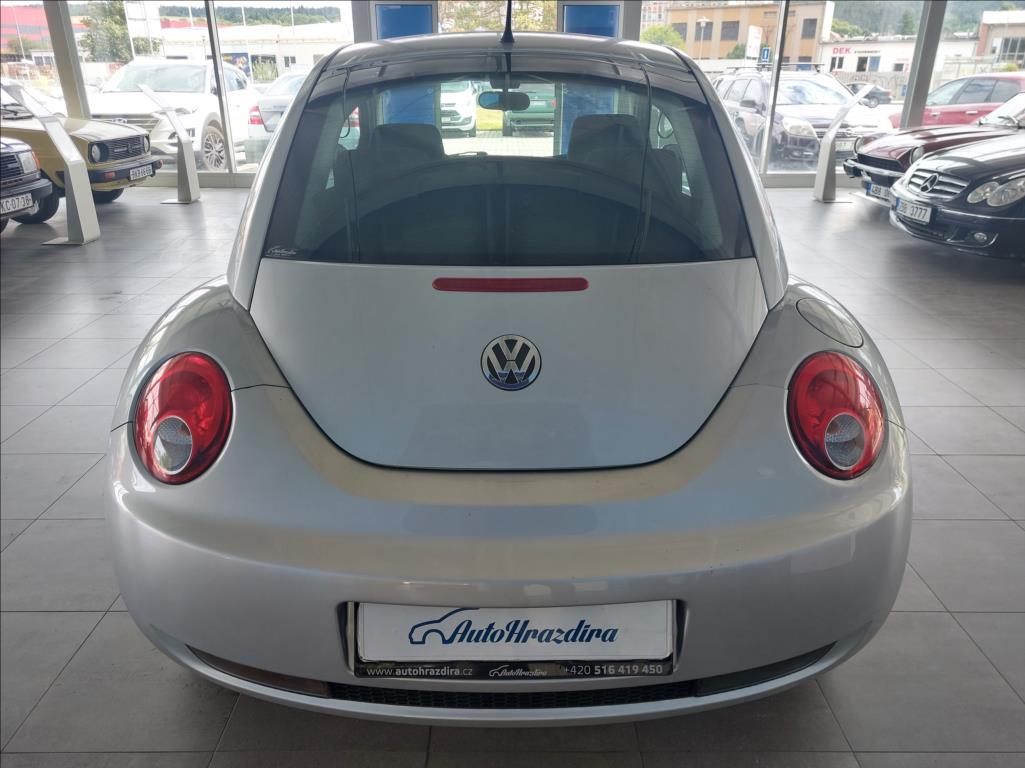Volkswagen New Beetle