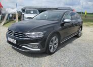 Volkswagen Passat 1