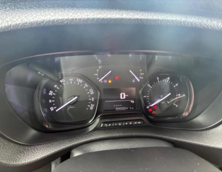 Toyota ProAce 8
