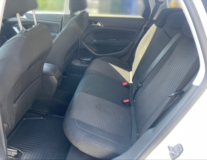 Peugeot 308 8