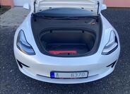 Tesla Model 3 6