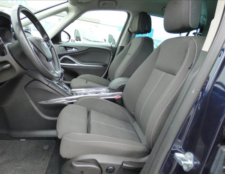 Opel Zafira 42