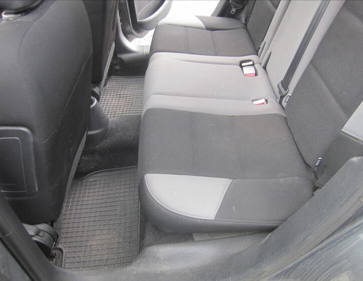 Peugeot 207 25