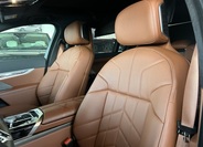 BMW i7 16