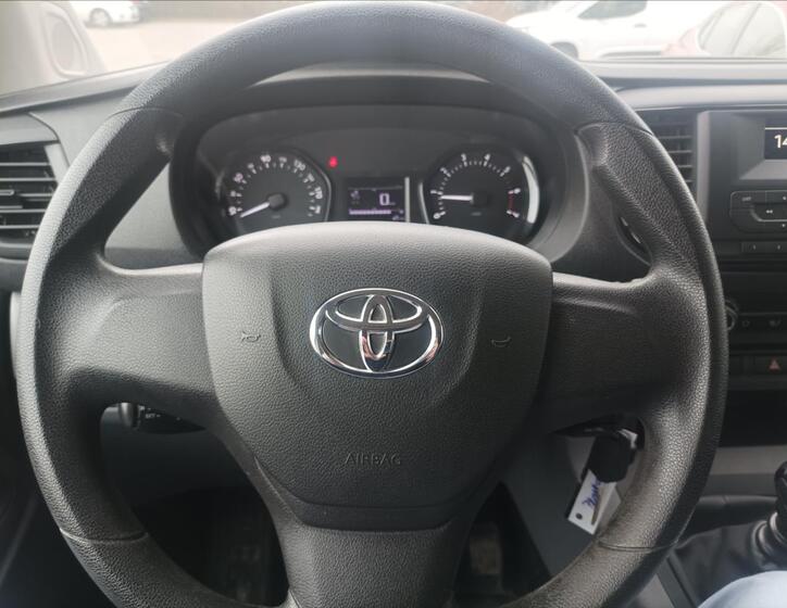 Toyota ProAce 12