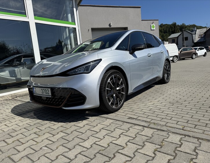 Cupra Born 9