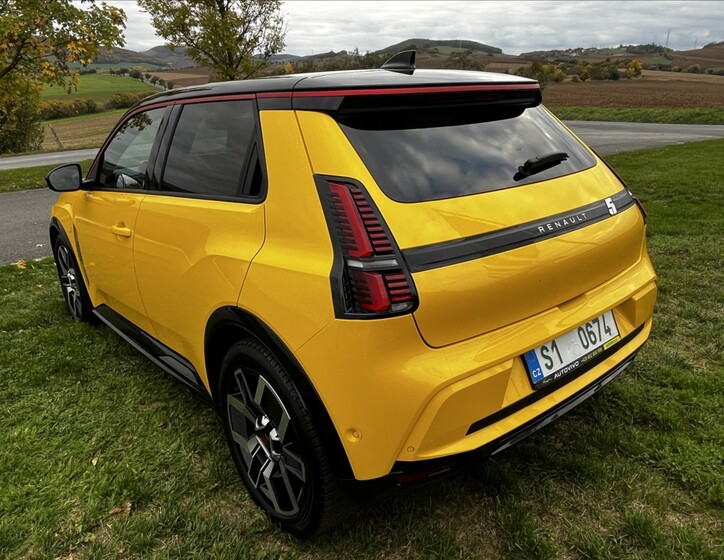 Renault R5 4