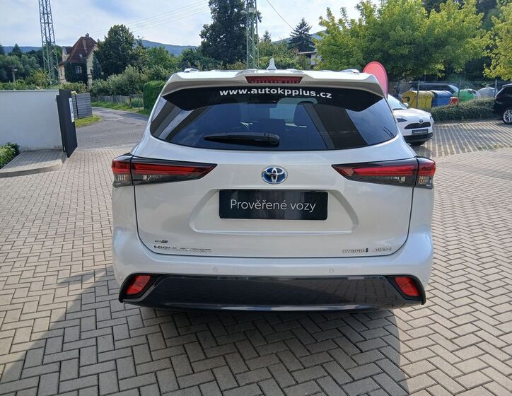 Toyota Highlander 5
