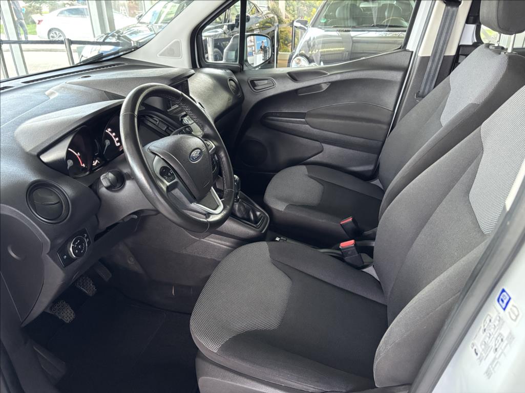 Ford Tourneo Courier