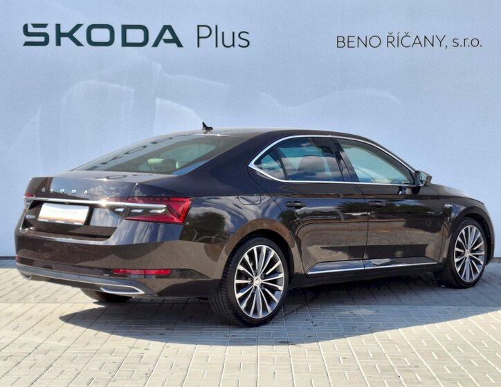 Škoda Superb 2