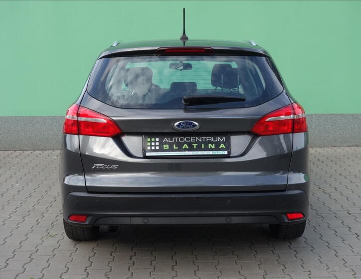 Ford Focus 13